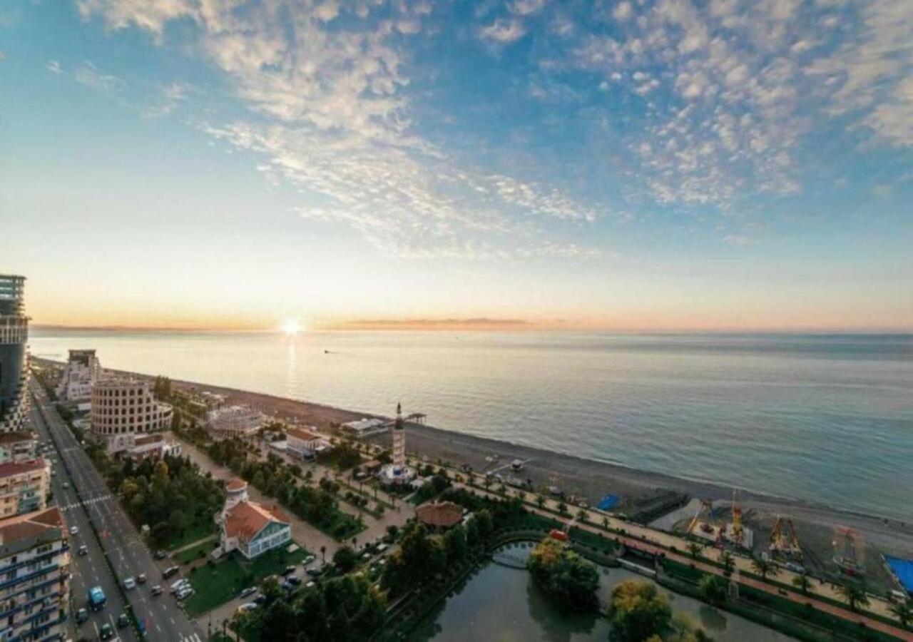 Orbi City Sea View Hotel Batumi Eksteriør billede