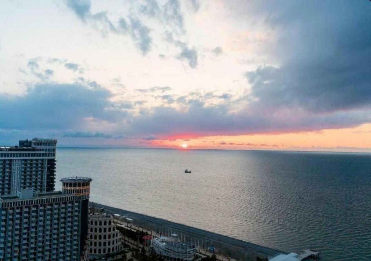 Orbi City Sea View Hotel Batumi Eksteriør billede